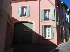 Hotels in Cruzy